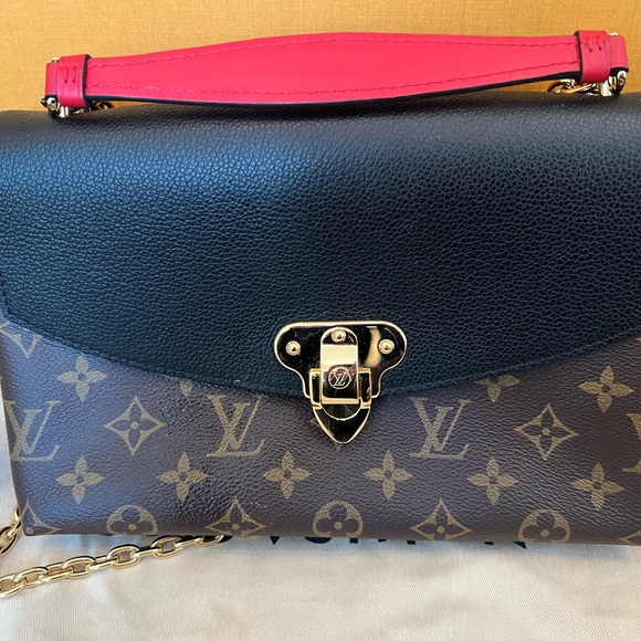 AUTHENTIC LOUIS VITTON. ST. PLACIDE MING NOIR - Picture 2 of 7